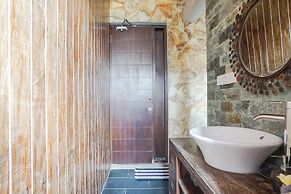 The Ocean Views Luxury Villas & Apartment