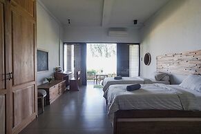 The Ocean Views Luxury Villas & Apartment