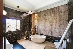 The Ocean Views Luxury Villas & Apartment