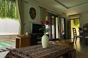 The Ocean Views Luxury Villas & Apartment