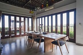 The Ocean Views Luxury Villas & Apartment