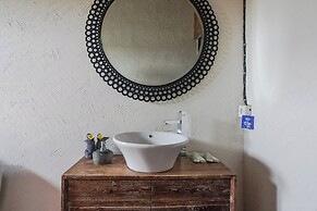 The Ocean Views Luxury Villas & Apartment