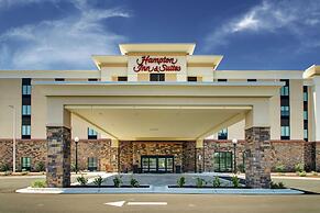 Hampton Inn & Suites Southport