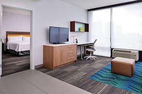 Home2 Suites by Hilton Tampa Downtown Channel District