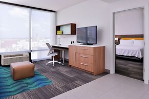 Home2 Suites by Hilton Tampa Downtown Channel District