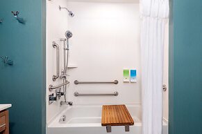 Home2 Suites by Hilton Tampa Downtown Channel District
