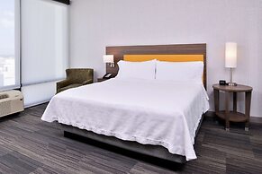 Home2 Suites by Hilton Tampa Downtown Channel District