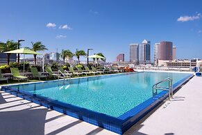 Home2 Suites by Hilton Tampa Downtown Channel District