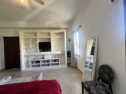 Savana at Porto Cupecoy Marina