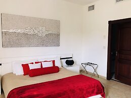 Savana at Porto Cupecoy Marina