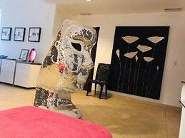 Savana at Porto Cupecoy Marina