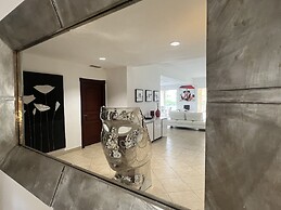 Savana at Porto Cupecoy Marina