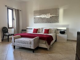 Savana at Porto Cupecoy Marina