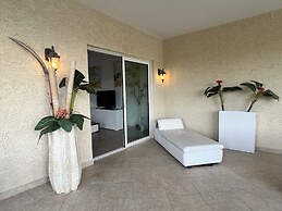 Savana at Porto Cupecoy Marina