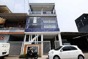 Kamar Keluarga Bandara VI Syariah