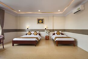Phuc Ngoc Hotel