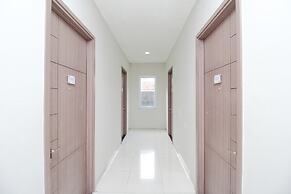 Kamar Keluarga Kemanggisan Syariah