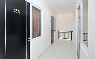 Kamar Keluarga Tanah Abang