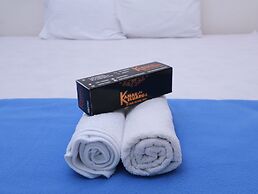 Kamar Keluarga Tanah Abang