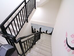 Kamar Keluarga Tanah Abang