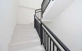 Kamar Keluarga Tanah Abang