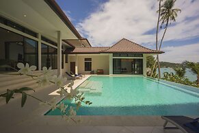 Luxury Beach Front Noble House Villa