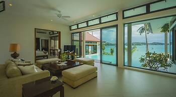 Luxury Beach Front Noble House Villa