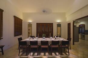 Luxury Beach Front Noble House Villa