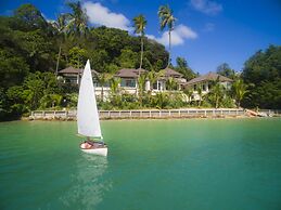 Luxury Beach Front Noble House Villa