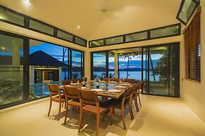 Luxury Beach Front Noble House Villa