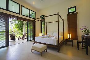 Luxury Beach Front Noble House Villa