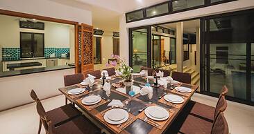 Luxury Beach Front Noble House Villa