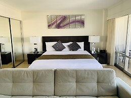 Ilikai Hotel Condo Vacations