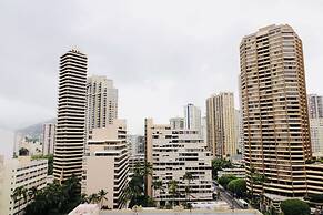 Ilikai Marina Condo Vacations