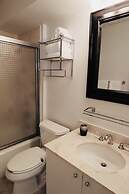 Ilikai Marina Condo Vacations