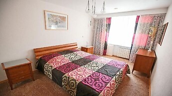 40 Let Pobedy Hotel