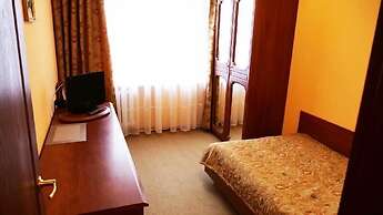 40 Let Pobedy Hotel