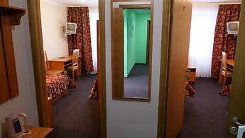 40 Let Pobedy Hotel