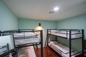 Mireuk Mireuk Hostel