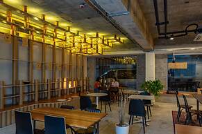 Mireuk Mireuk Hostel