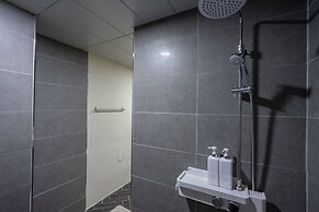 Mireuk Mireuk Hostel