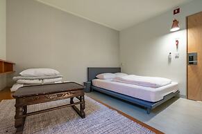 Mireuk Mireuk Hostel