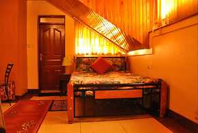 Sherry Homes Tulia Studios