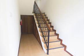 OYO 261 Sasono Putro Guest House