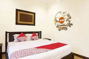 OYO 261 Sasono Putro Guest House