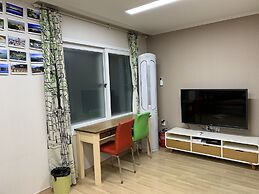 Tongyeong Camellia House