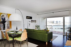 Remarkable view over Cascais Bay