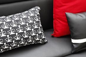 Wondrous Terrace Apartment in Cascais