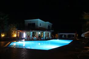 SunRose Beach Aparthotel