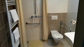 AIR Hotel